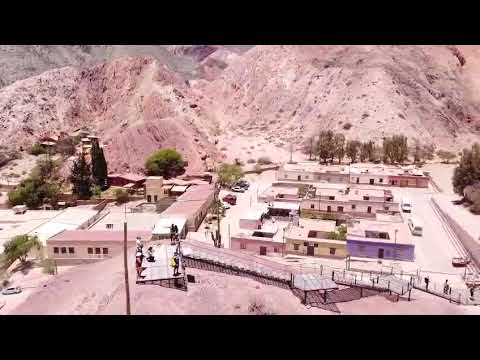 Amigos! Aqui en la cima, sobrevolando con 'Quiero Rodar'  | Purmamarca, Jujuy"