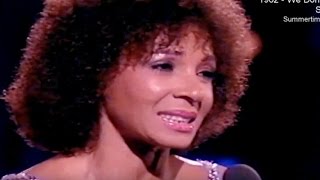 Shirley Bassey - We Don't Cry Out Loud / All By Myself (1982 Live) Quality Video Update