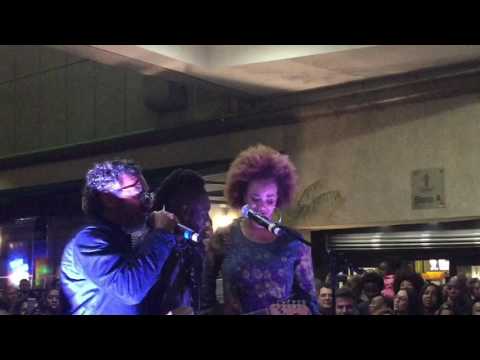 Walmir Borges, Luciana Mello e W Simoninha - Mais Que Nada