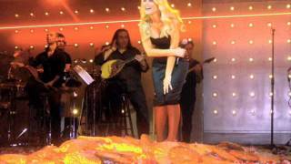 Natasa Theodoridou - Apantise moy, Dipla se sena (live ANODOS)