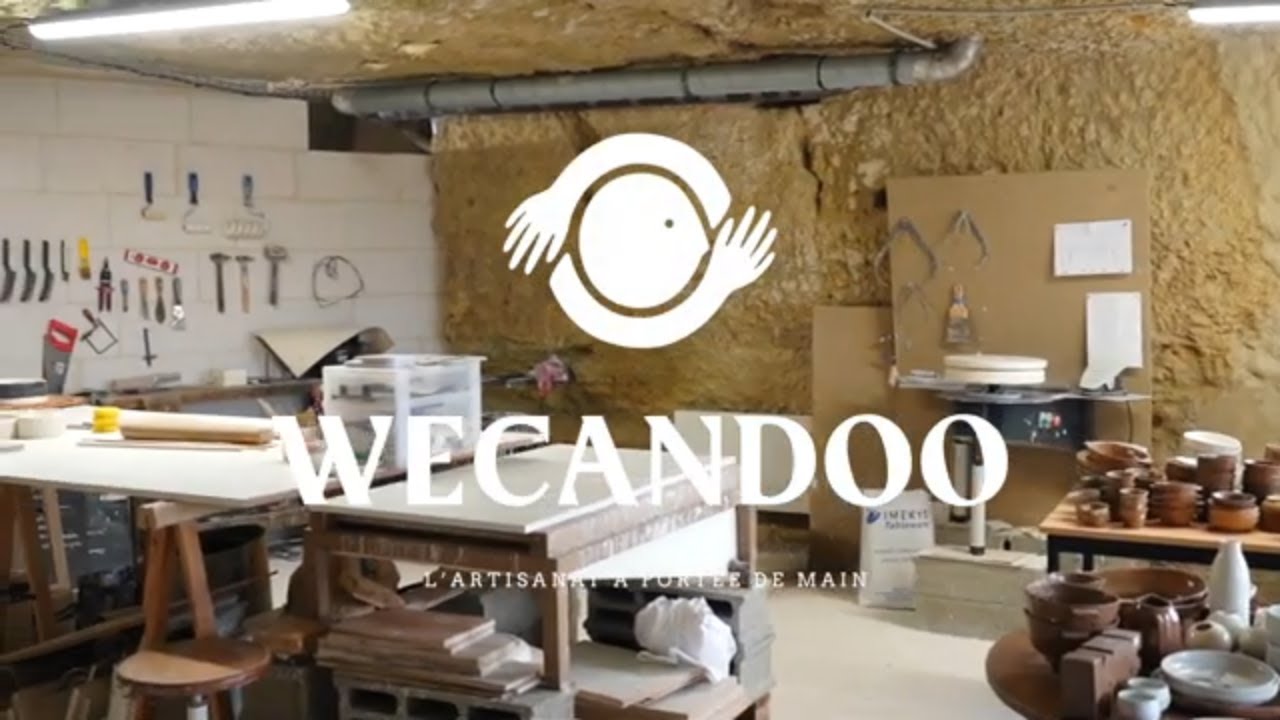 Initiez-vous à l'estampage et modelez votre mug - Vidéo