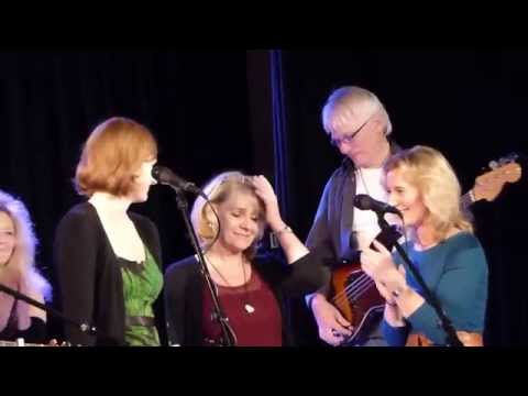 "Hochzeitslied" von Gerhard Gundermann, gesungen von Tochter Linda