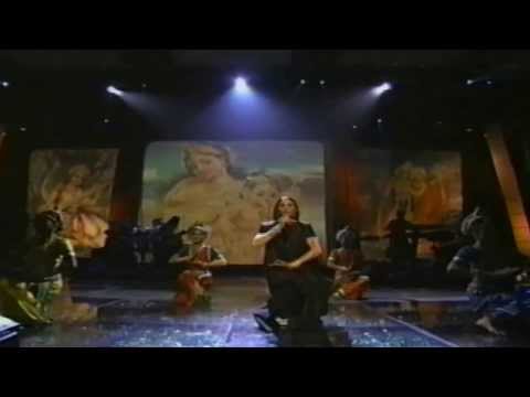 Videoclip de Shanti / Ashtangi — Madonna