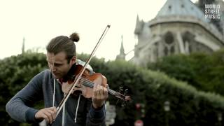 Amazing Street Violin Player in Paris, France (HD)
