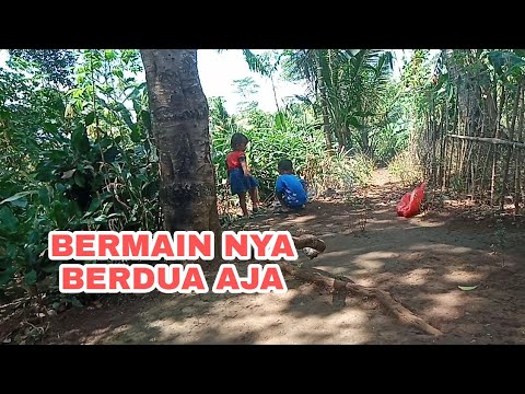 BERMAIN NYA BERDUA AJA