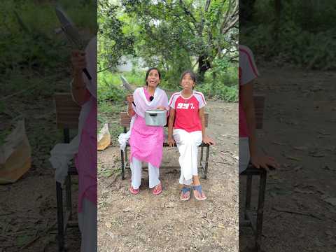 Madhumakhi Piche Pad Gayi 😱 #shorts #ytshorts #viralvideo #honeybee
