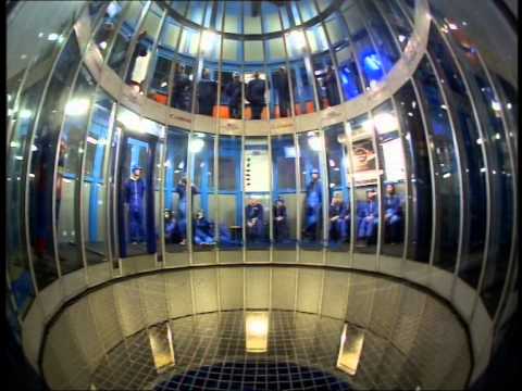 Indoor Skydiven met RKAVV B2 21 december 2013