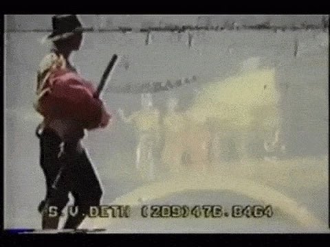 អក្ខរាលោហិត-Akara Louhet - Sin Sisamouth and Ross Sereysothea (Tep Sodachan final scene)