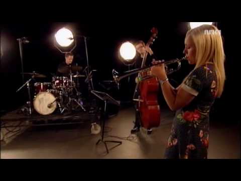 Tine Thing Helseth & tango trio - Libertango by Piazzolla (live, 2009)