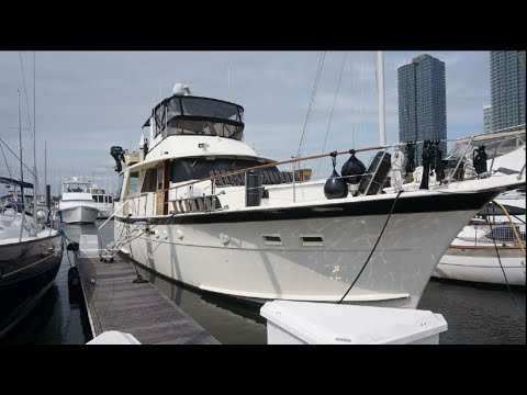 Hatteras 53 Motor Yacht video