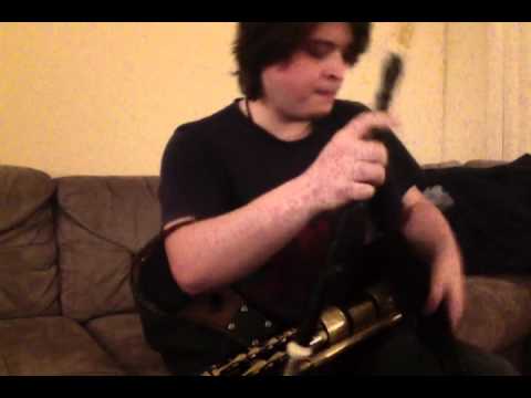 Comparing the pitch of two different uilleann pipe chanters