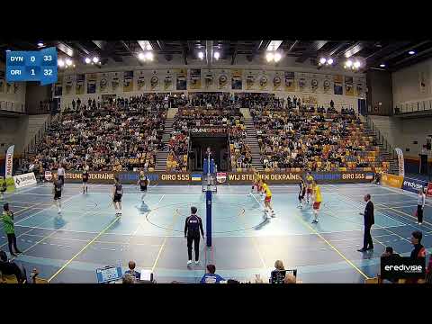 Dynamo-Orion, playoff2 (32-34 in 2e set) bal tegen dak
