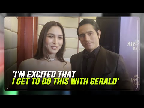 For the first time, Julia and Gerald attend ABS-CBN Ball as a couple