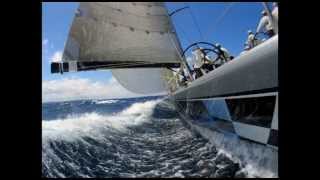 preview picture of video 'Hamilton Island Race Week on board Carbon Credits'