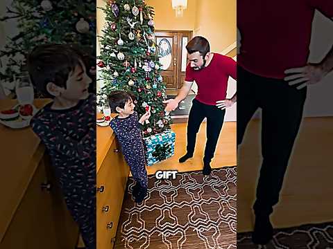 This boy is very exited for Christmas so his dad gave him a surprise ❤️