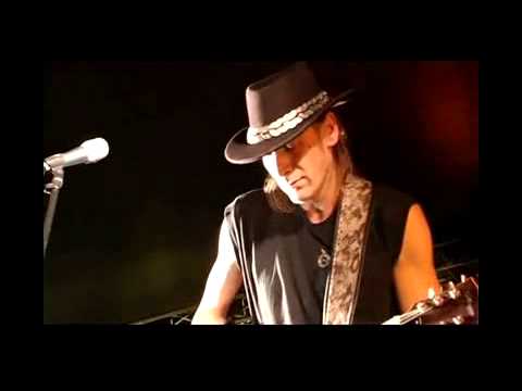 Carl Wyatt - She Likes To Boogie Real Low + intro to DVD