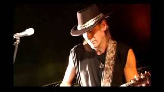 Carl Wyatt - She Likes To Boogie Real Low + intro to DVD