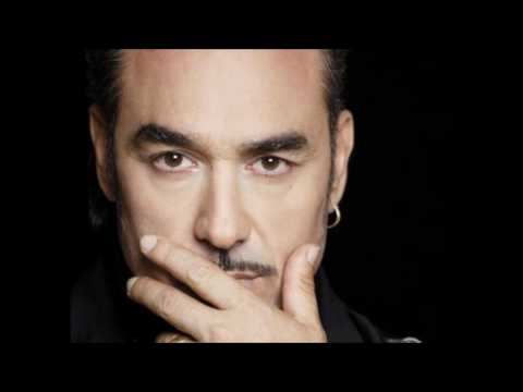 Ntavatzis - Notis Sfakianakis