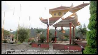 preview picture of video 'Lễ dâng hương tại Phòng truyền thống của Ngành GD Huyện anh Sơn.wmv'