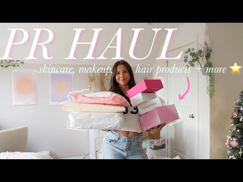 HUGE PR UNBOXING + *giveaway* 📦 (Rare Beauty, Glow Recipe & more)