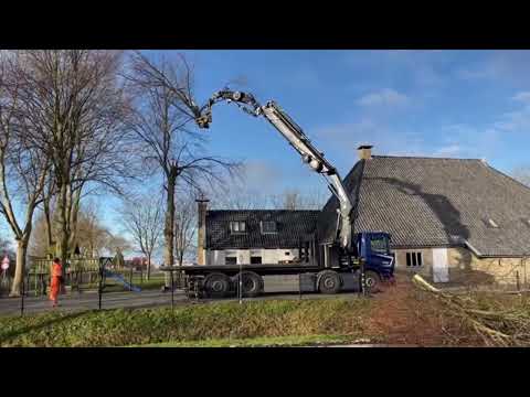 Gijs Sandstra Transport & Hijswerk: Scania P450 8x2 with HIAB XS 622 E-6 HiPro knuckle boom crane and GMT035 TTC grapple saw