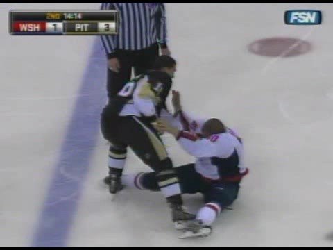 Matt Bradley vs Paul Bissonnette