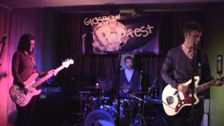 THE HOBBES FANCLUB - The boy from outer space (live at Glasgow Popfest) (10-12-2011)