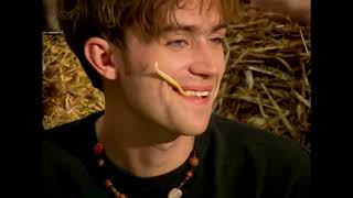 Blur - Country House (Official Video), Full HD (Digitally Remastered and Upscaled)