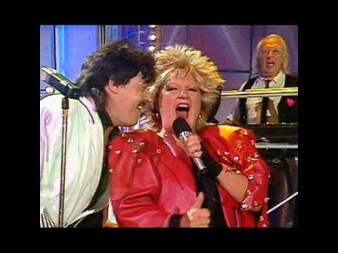 Puhdys vs. Helga Hahnemann - Rockerrente