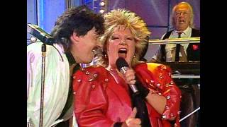 Puhdys vs. Helga Hahnemann - Rockerrente