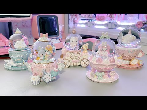 Enruiunni's unboxing video: Sanrio Mini Ceramic Snow Globes ~ (Happy 2k Subs & Giveaway ALERT!)