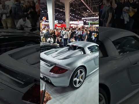 Porsche Carrera GT vs Mercedes slr 👌