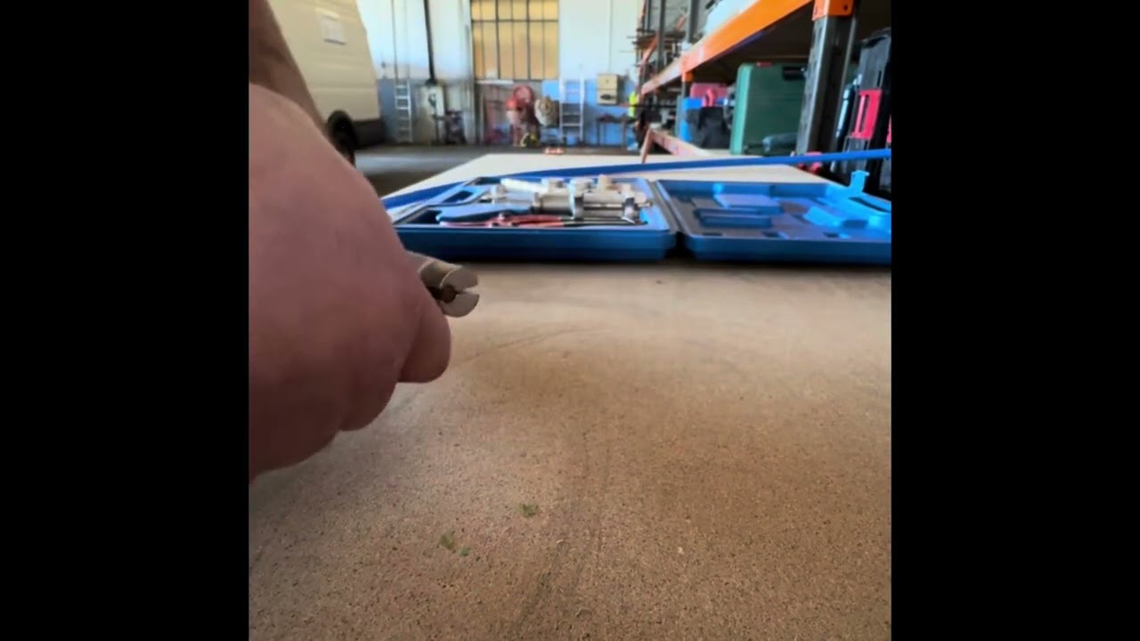 Coffret Pince PER à glissement