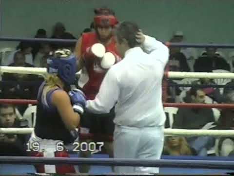Adela Celeste del Carmen "La Bestia" Peralta vs. Noelia Belén "Pimienta" Rojo (amateur)