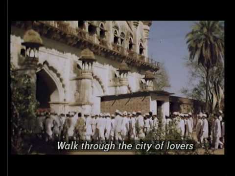 Poster aaj bazar mein