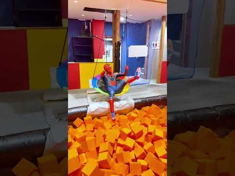 Spider-Man VS Creeper 2😂