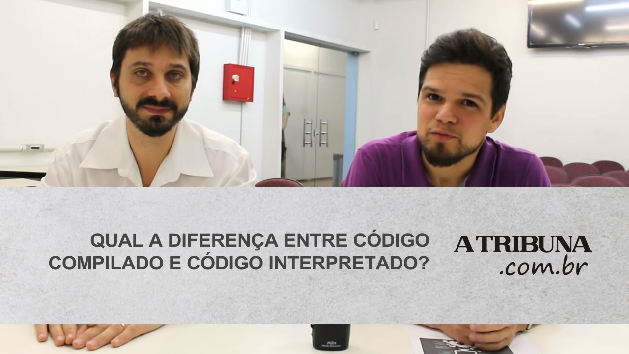 Qual a diferença entre código compilado e código interpretado?