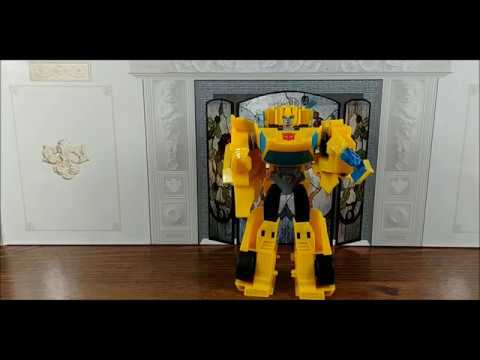 Chuck's Reviews Transformers Cyberverse Warrior Class Bumblebee