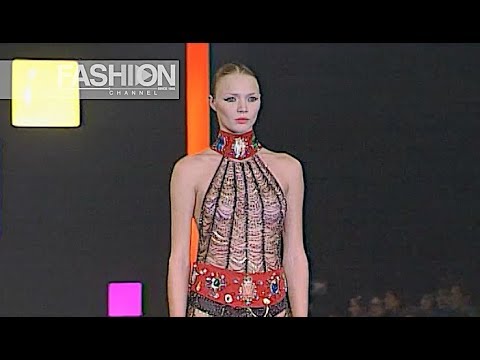 MATTHEW WILLIAMSON Fall 2000/2001 London - Fashion Channel