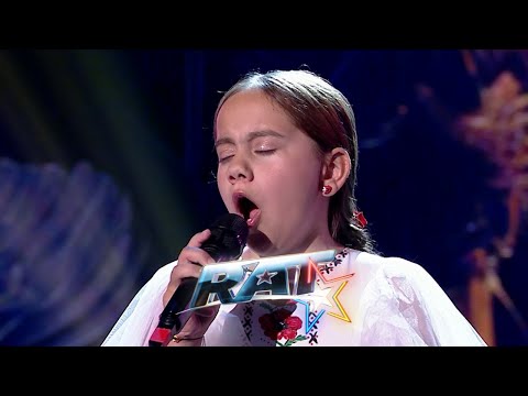 Sara Hanț, aplaudată în picioare de Mihai Bobonete | Semifinala 1 | Românii Au Talent S15