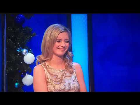 8 out of 10 Cats Does Countdown Christmas Special Popup Book
