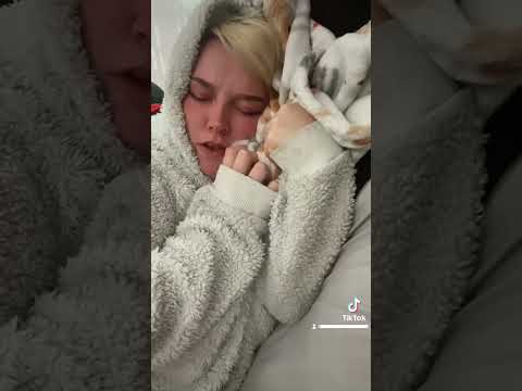 Sneezy cold in December