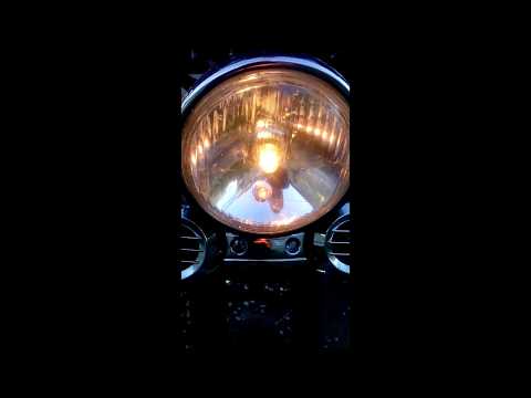 Замена лампочки на мопеде альфа.