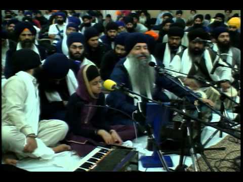 054 Toronto Dec. 2013 Smaagam - Raensabaayee Keertan - Bh. Harpreet Singh Jee