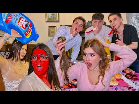 LA MIA AMICA HA BRUCIATO LA FACCIA a MIA CUGINA CON L’ACIDO!!!😱 - by Charlotte M.