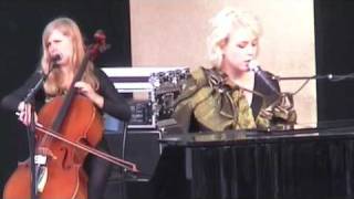 Frida Hyvönen - The Modern