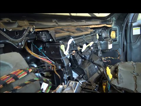 Mercedes w203 (C240) AC problem. driver side is heating while passenger side is cooling.
