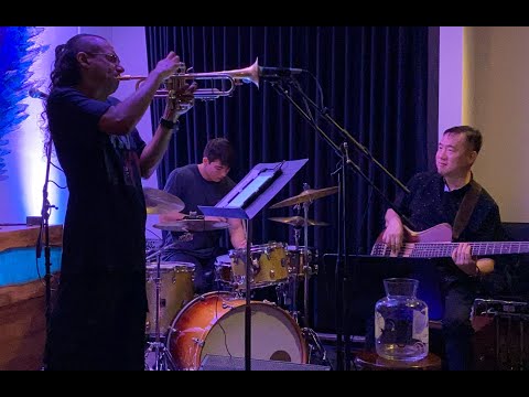 Recorda Me by Brownman Electryc Trio @ Heart Moon Cafe’