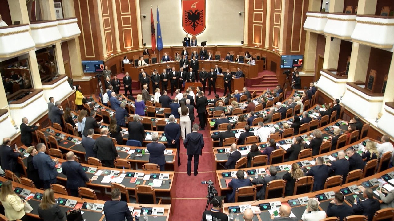 Kuvendi vulos hartën e re territoriale, Shqipëria me 46 bashki