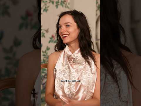 Daisy Edgar-Jones & Esmé Creed-Miles on SENSE AND SENSIBILITY vs modern life